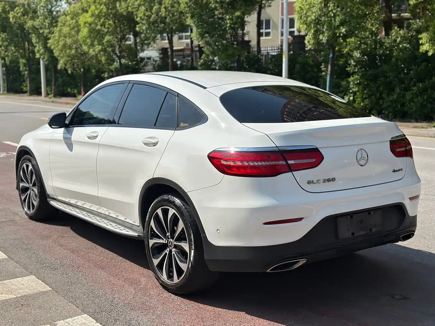 Mercedes-Benz GLC Coupe 2017 GLC 260 4MATIC Coupe SUV фото 6