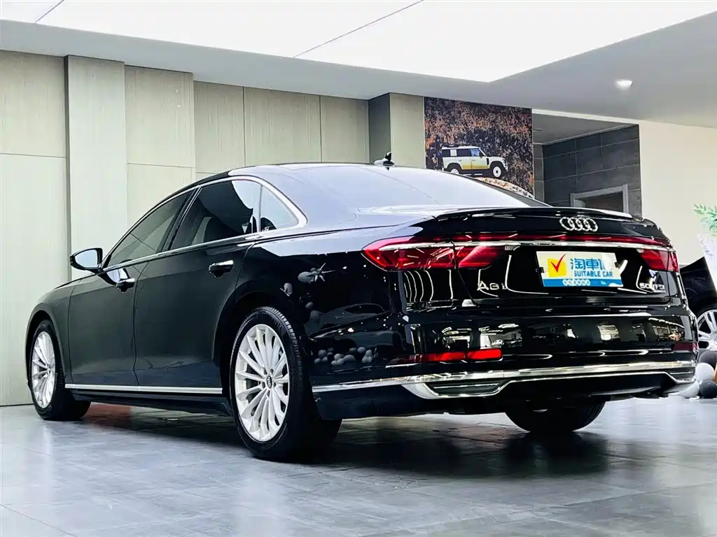 Audi A8 2021 A8L 50 TFSI quattro Comfort фото 6