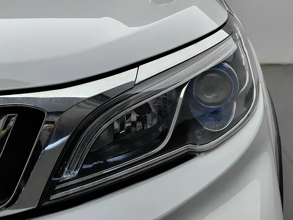 Photo 7 - Geely Vision X3