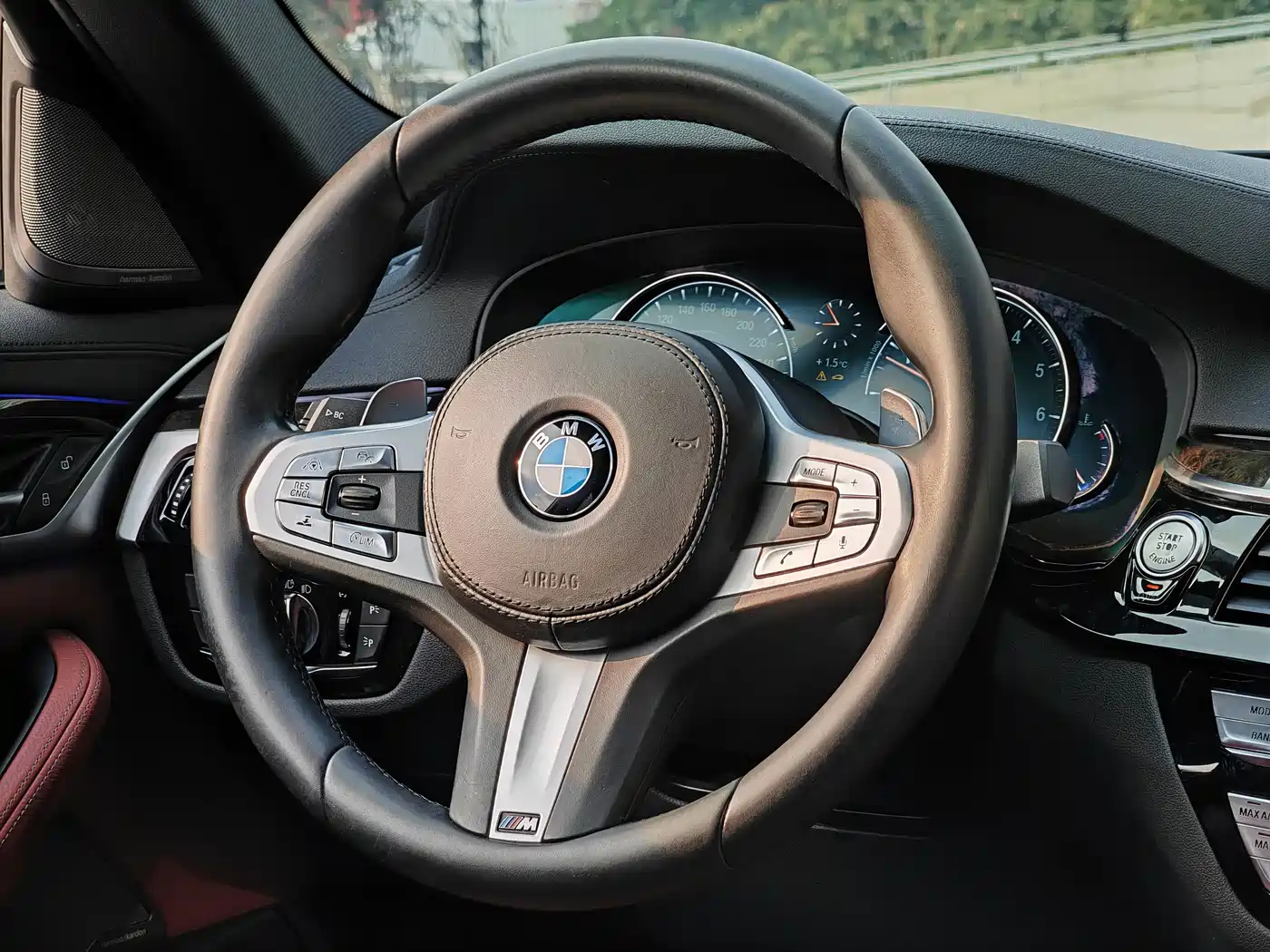 BMW 5 Series 2018 Facelift 530Li Exclusive M Sport Package фото 10