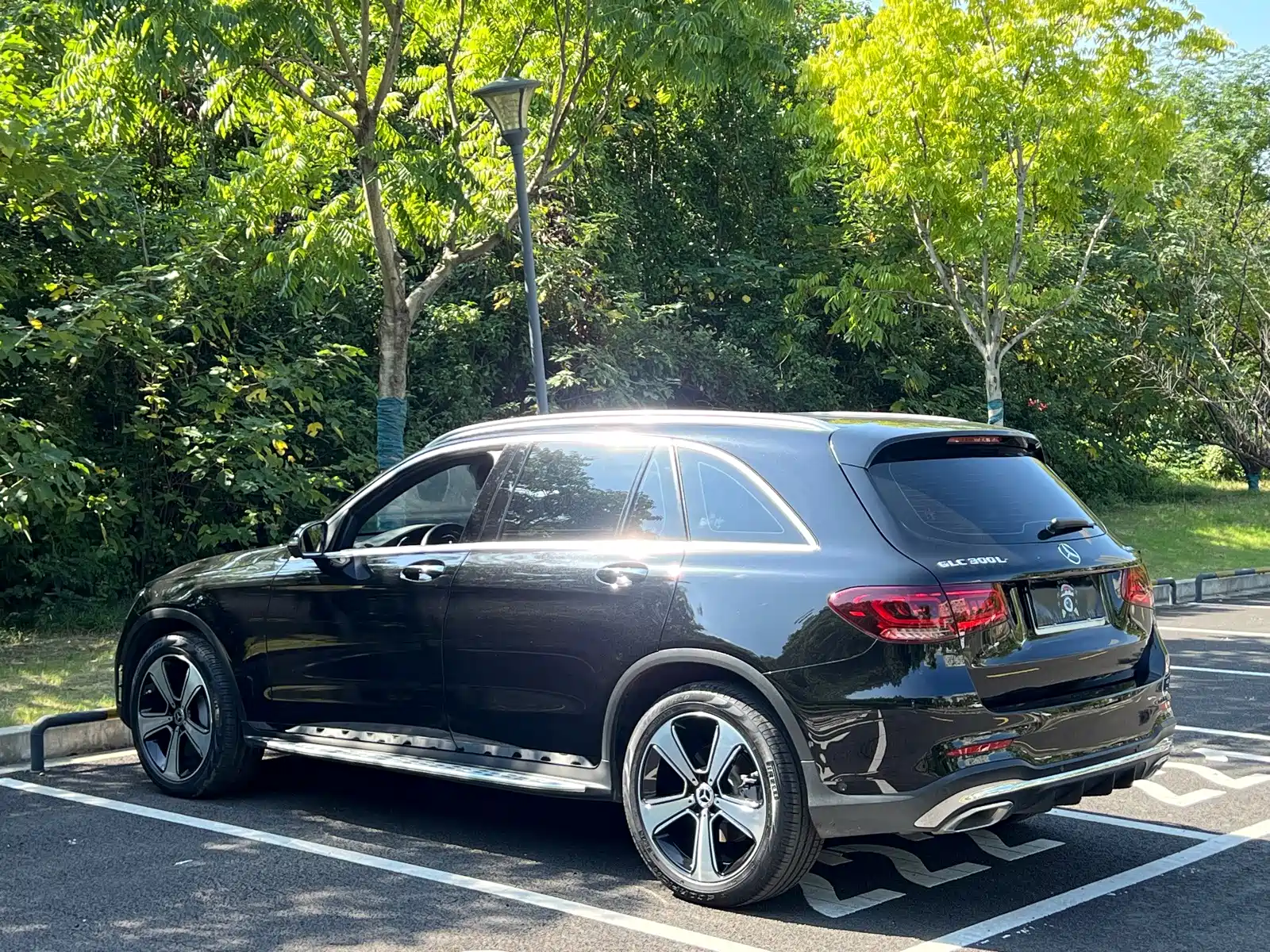 Фото 13 - Mercedes-Benz GLC