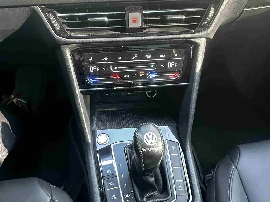Volkswagen Tharu 2021 280TSI 2WD Luxury Plus фото 10