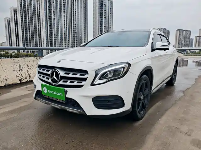 Mercedes-Benz GLA 2019