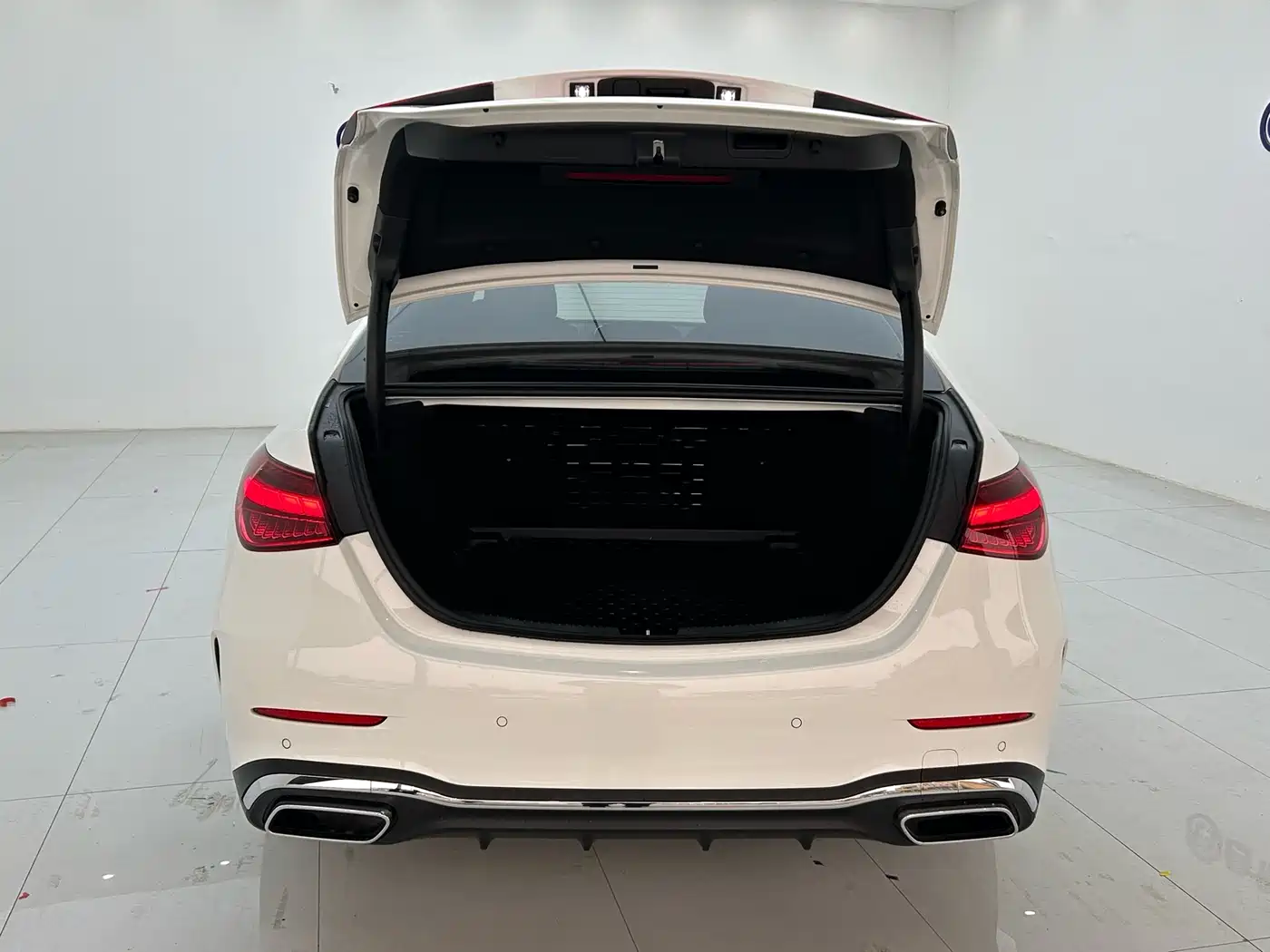 Mercedes-Benz C-Class 2023 C 260 L Sport фото 18