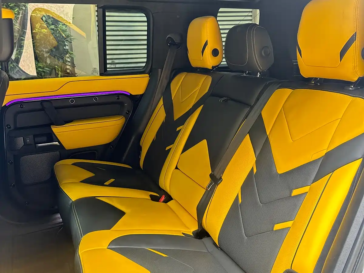 Land Rover Defender 2022 110 P400 X-DYNAMIC HSE фото 10