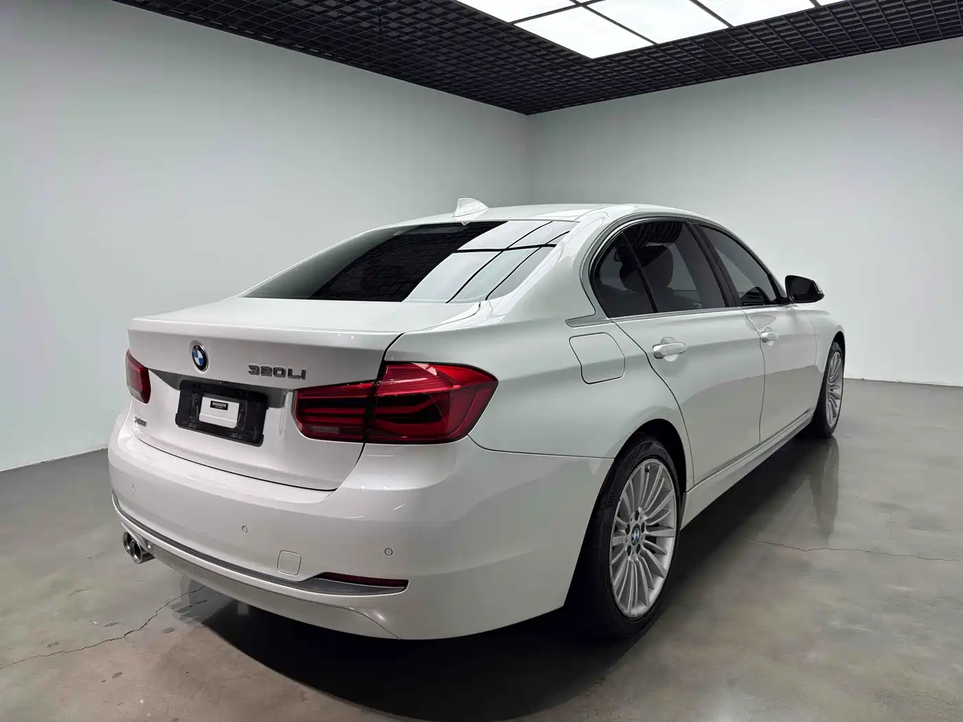 BMW 3 Series 2018 320Li xDrive Fashion Style фото 4