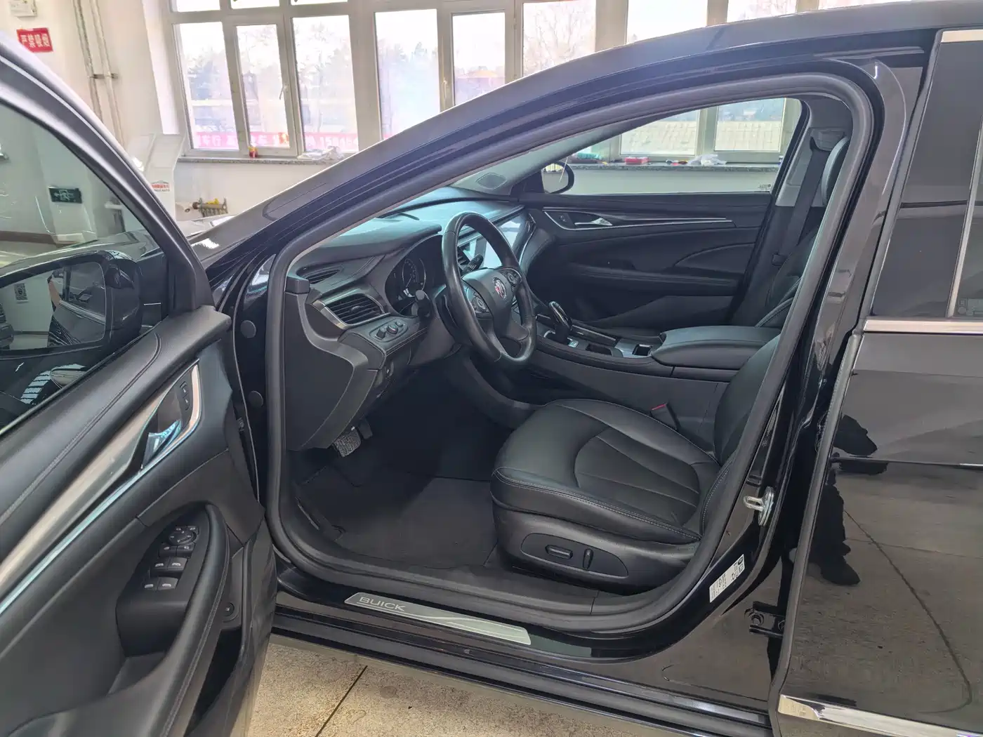 Buick LaCrosse 2022 652T Luxury фото 7