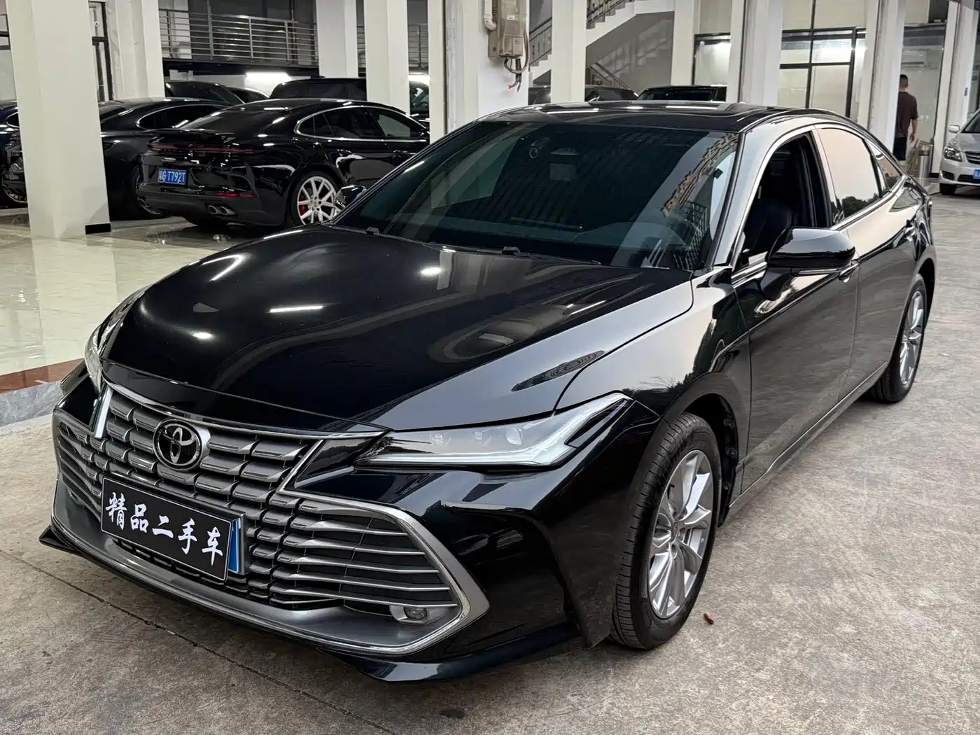 Toyota Avalon 2023 — пригон из Китая