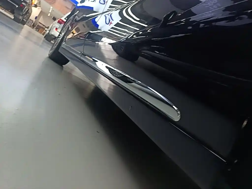 Voyah Dreamer 2026 2025 PHEV AWD Flagship Qian Kun Edition