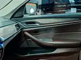 Photo 28 - BMW 5 Series