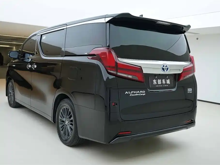Toyota Alphard 2021 Hybrid 2.5L Premium фото 4