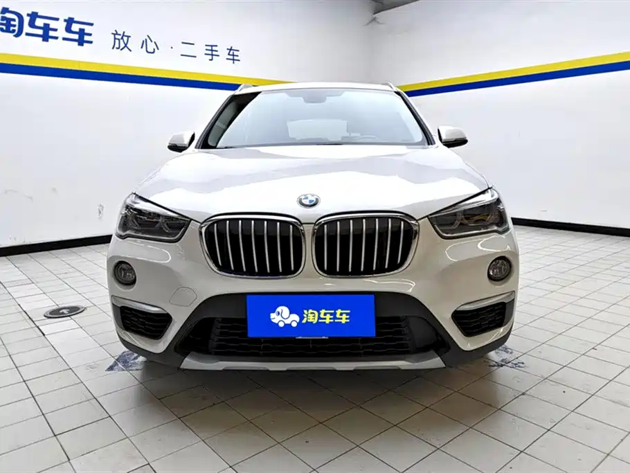 BMW X1 2019 sDrive18Li Premium Model фото 2