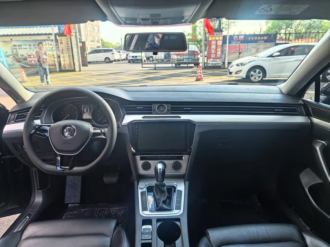 Volkswagen Magotan 2018 280TSI DSG Leading фото 9