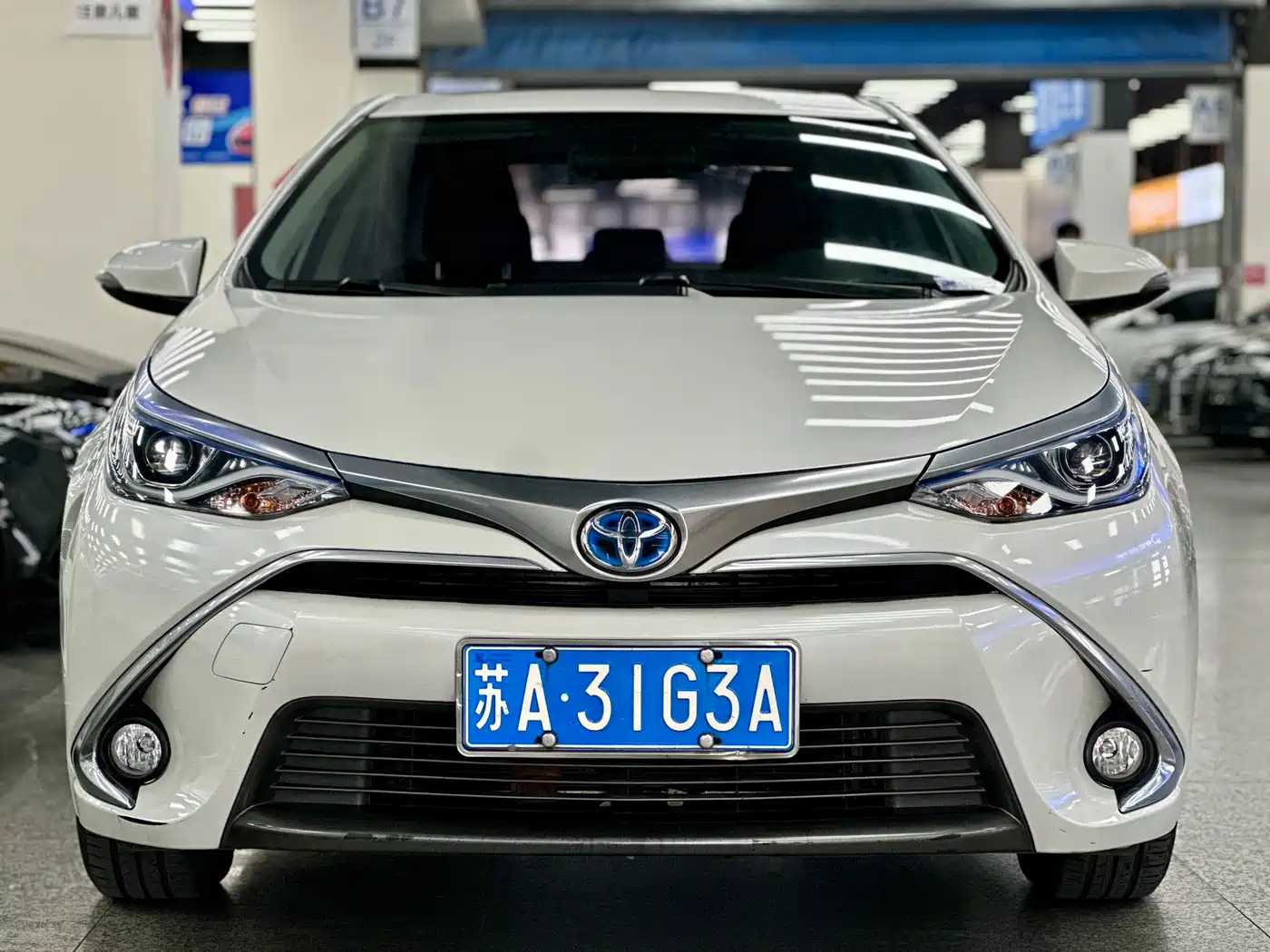 Toyota Levin 2017 Facelift Hybrid 1.8H GS E-CVT Elite Sunroof Edition China V фото 2