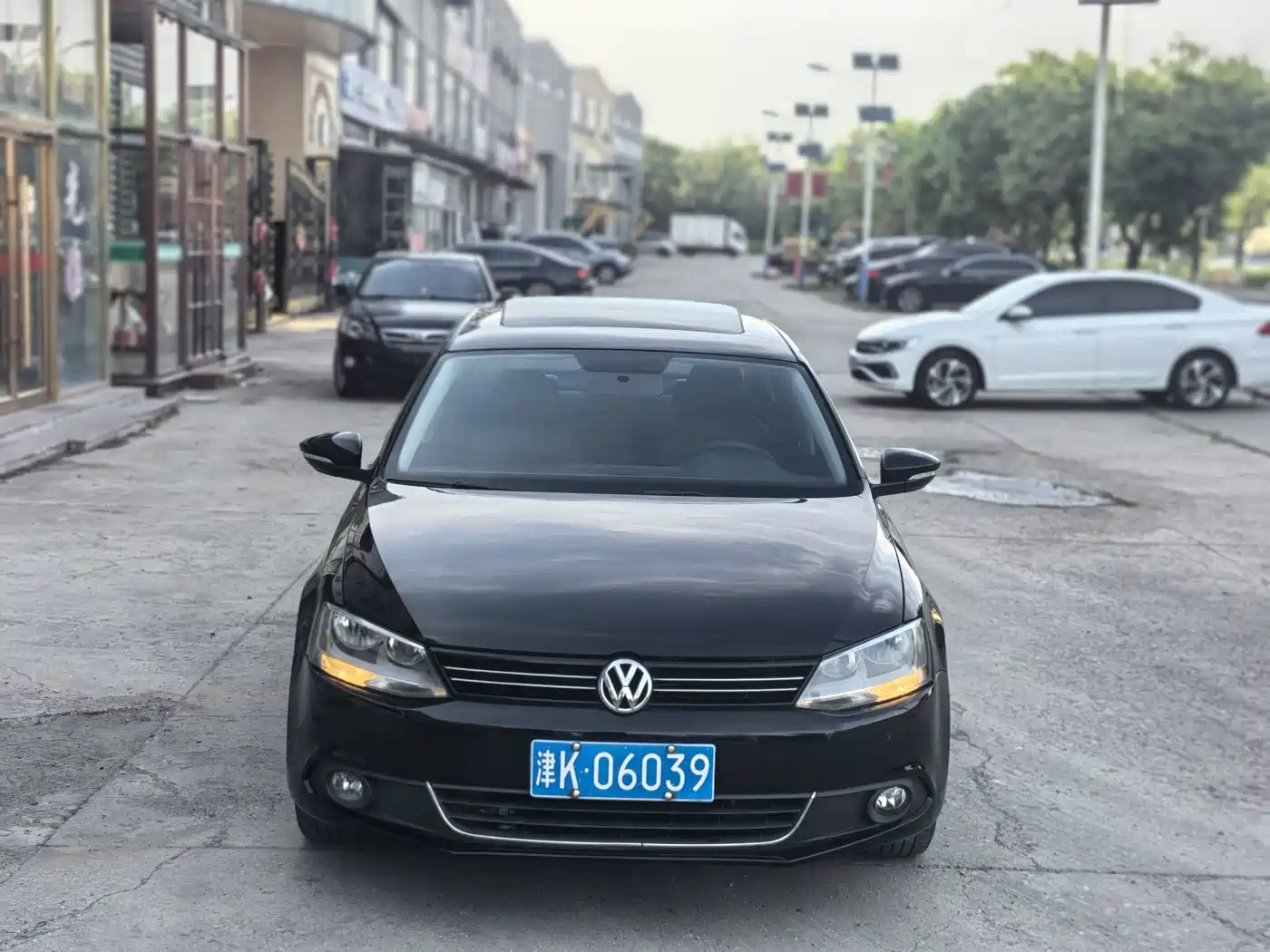 Volkswagen Sagitar 2012 1.4TSI Manual Luxury фото 2