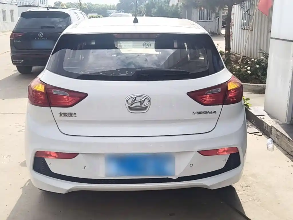 Hyundai Verna RV 2019 2017 1.4L Automatic Cool Edition GLS China VI