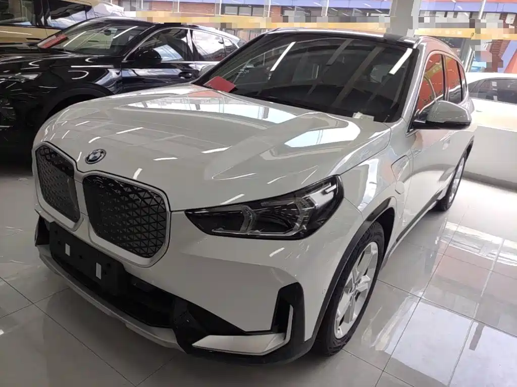 BMW iX1 2025 2023 eDrive25L X Design Package