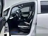 Фото 8 - Geely Geometry E Firefly
