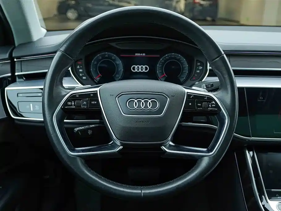 Audi A8 2022 A8L 50 TFSI quattro Comfort Collector's Edition фото 16