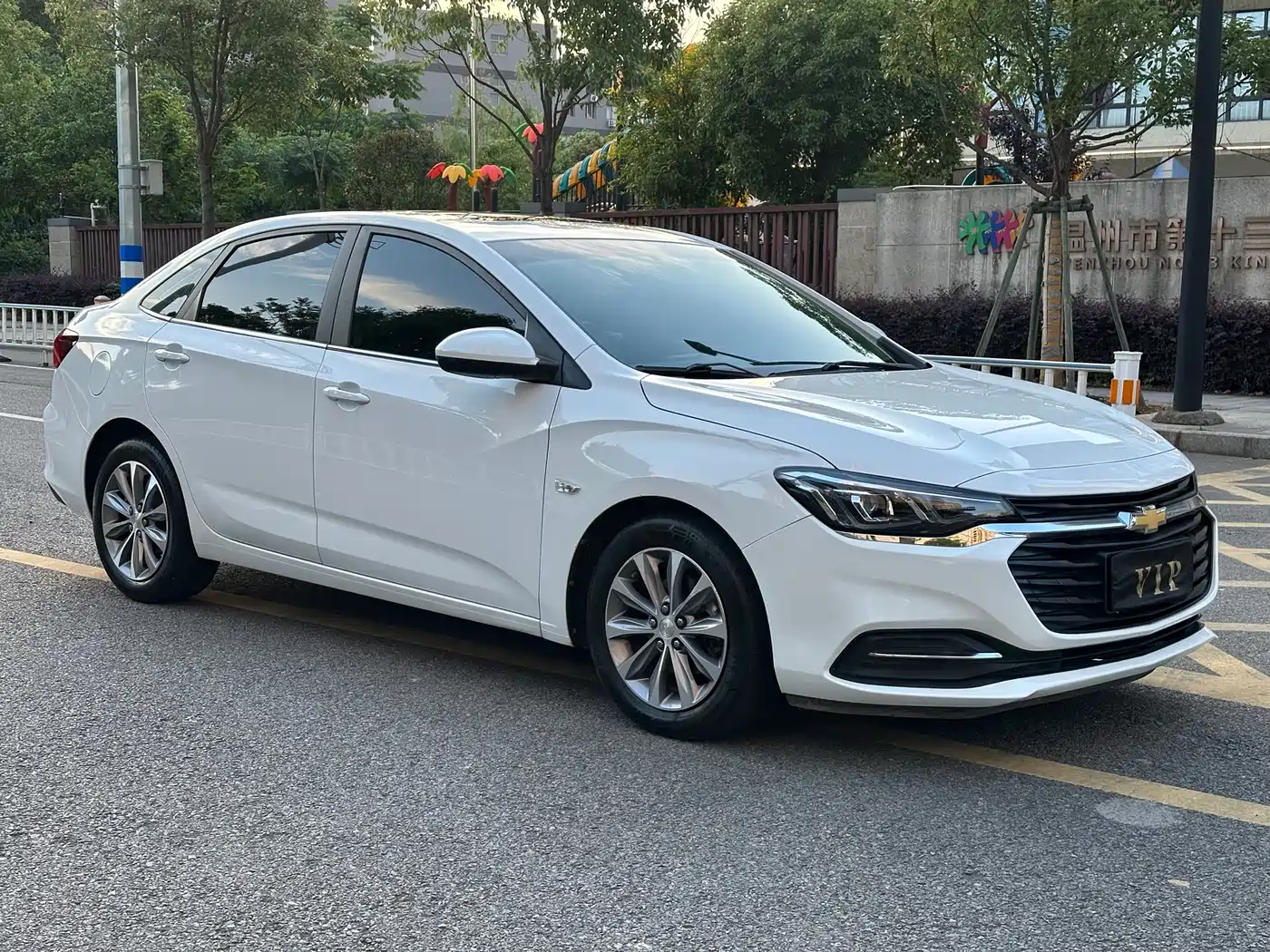 CHEVROLET CRUZE