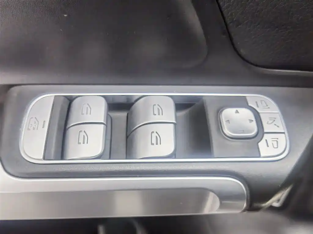Mercedes-Benz GLB 2022 GLB 220 Dynamic фото 9