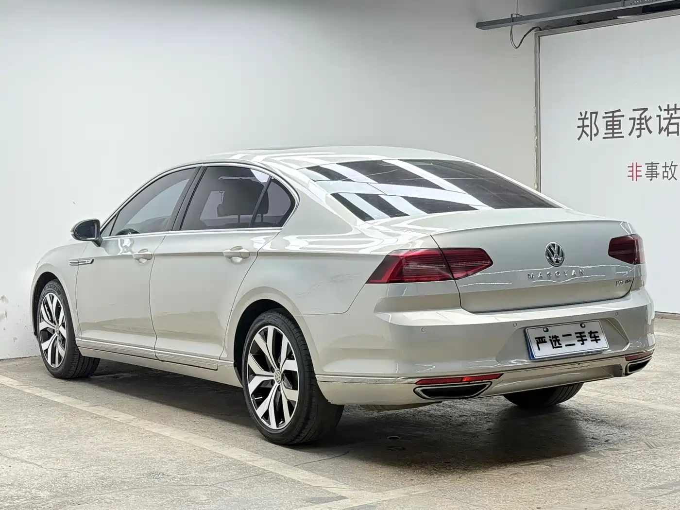 Volkswagen Magotan 2017 330TSI DSG Leading фото 7