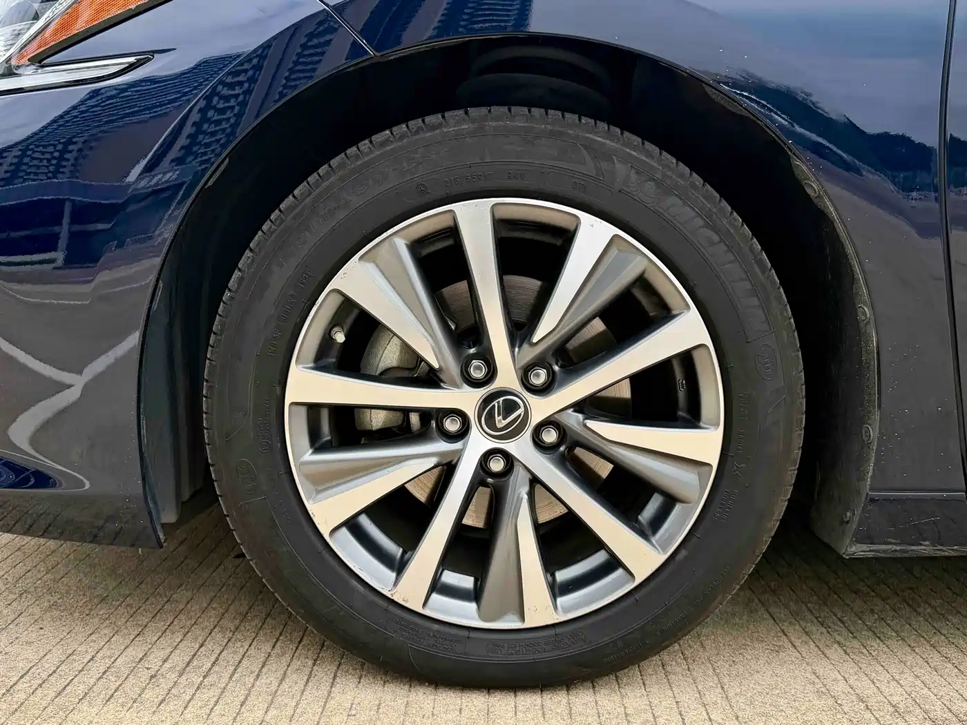 Lexus ES 2020 Model 300h Excellence Edition фото 5
