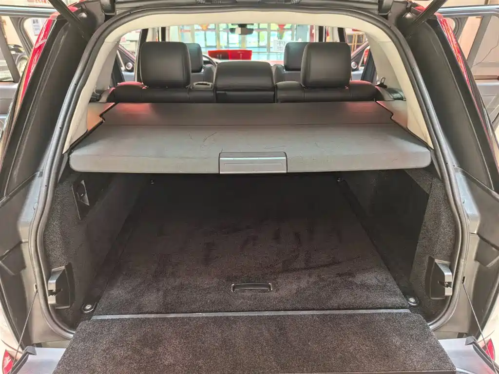 Land Rover Range Rover 2017 3.0 SC V6 Golden Age Edition фото 20
