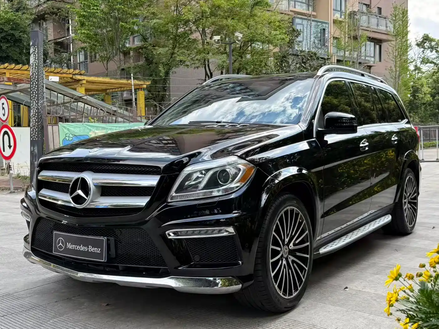 Mercedes-Benz GL-Class 2015 GL 400 4MATIC Luxury фото 37