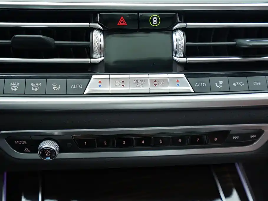 BMW X5 (Import) 2019 xDrive40i M Sport Package фото 9