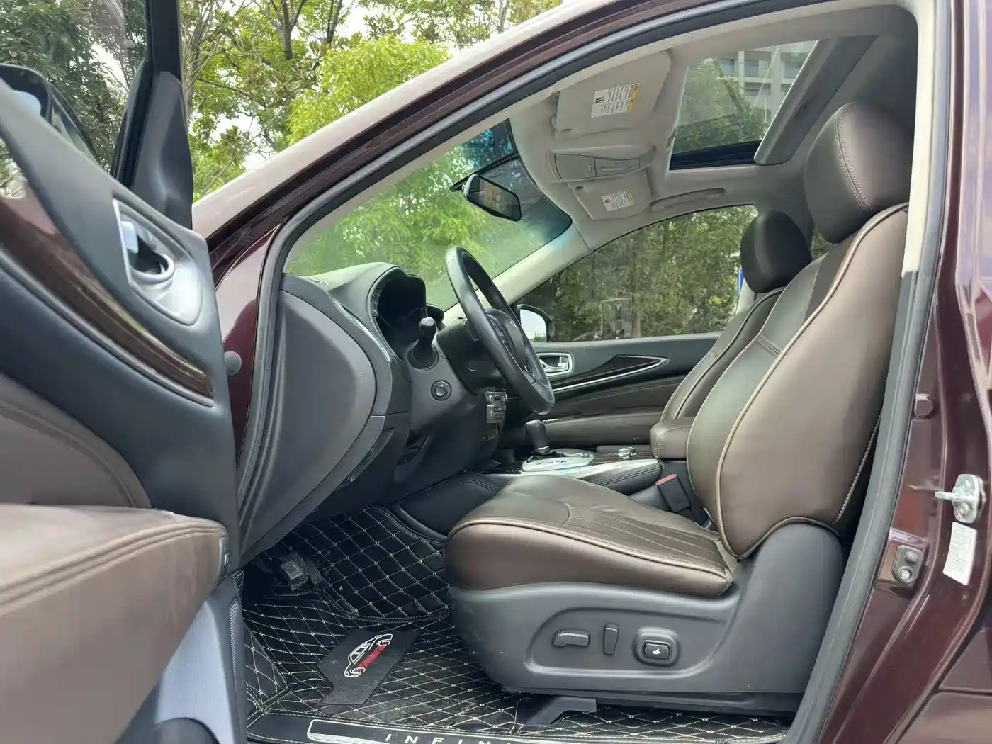 Infiniti QX60 (Import) 2016 2014 Model 2.5 S/C Hybrid 2WD Excellence Edition