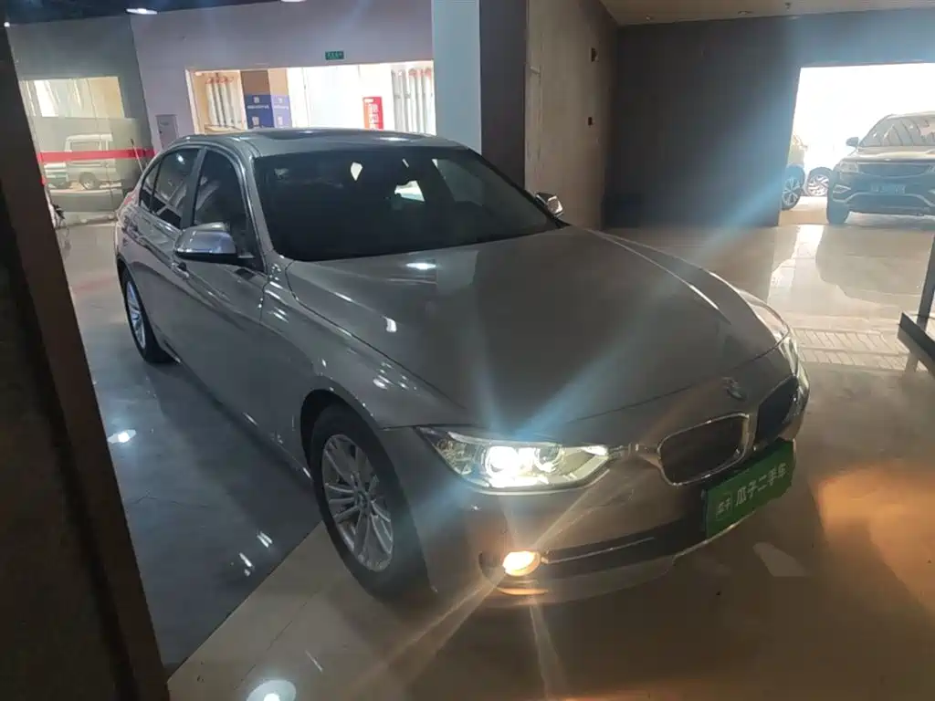 BMW 3 Series 2015 320Li Fashion фото 4