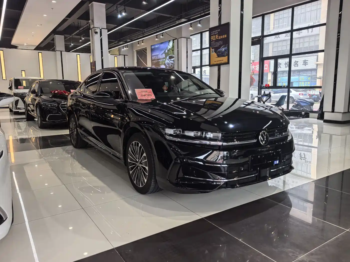 Volkswagen Magotan 2024 380TSI DSG Luxury Edition (Daimai Package) фото 3
