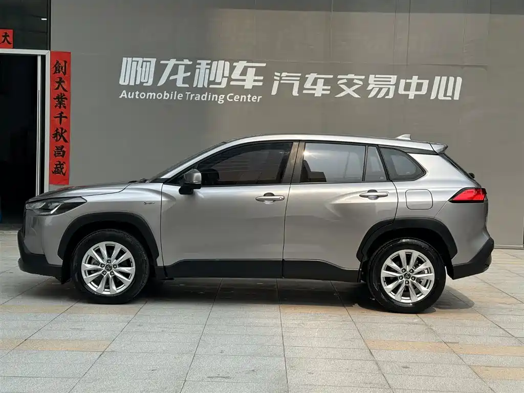 Toyota Corolla Cross 2024 2.0L Smart Hybrid Dual Engine Pioneer Edition фото 22