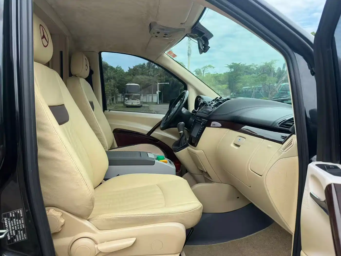 Mercedes-Benz Vito 2013 3.0L Business Edition фото 5