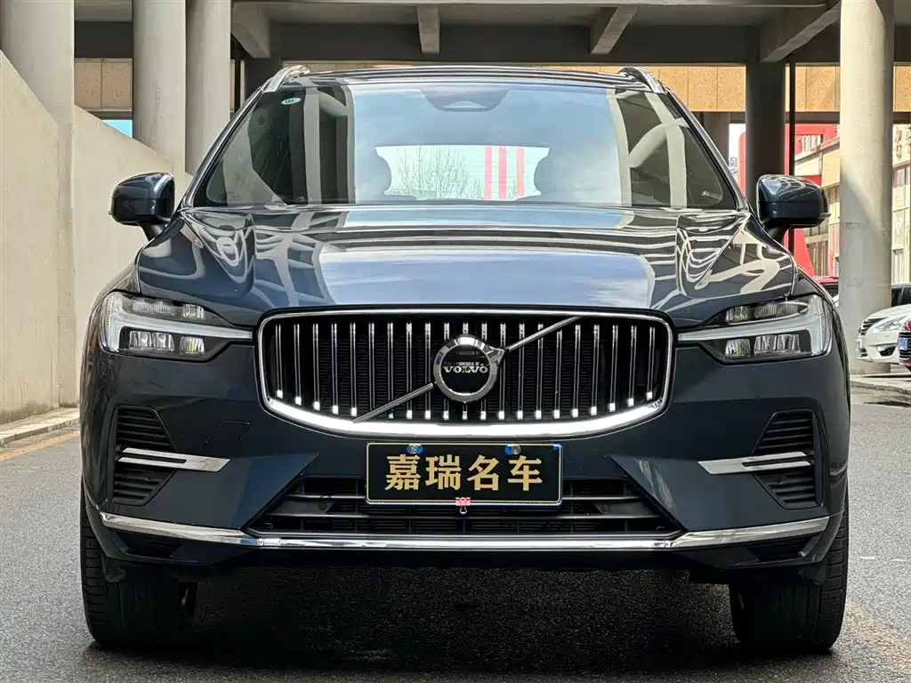 Фото 2 - Volvo XC60
