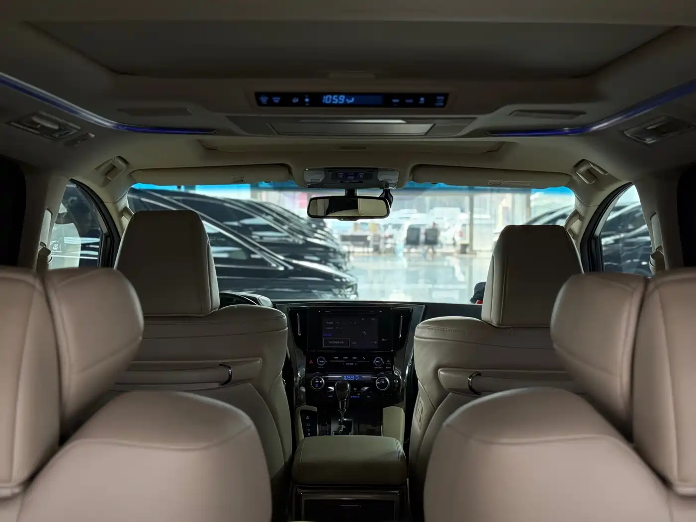 Toyota Alphard 2018 Facelift 3.5L Premium Edition фото 20
