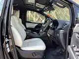 Фото 9 - Toyota Alphard