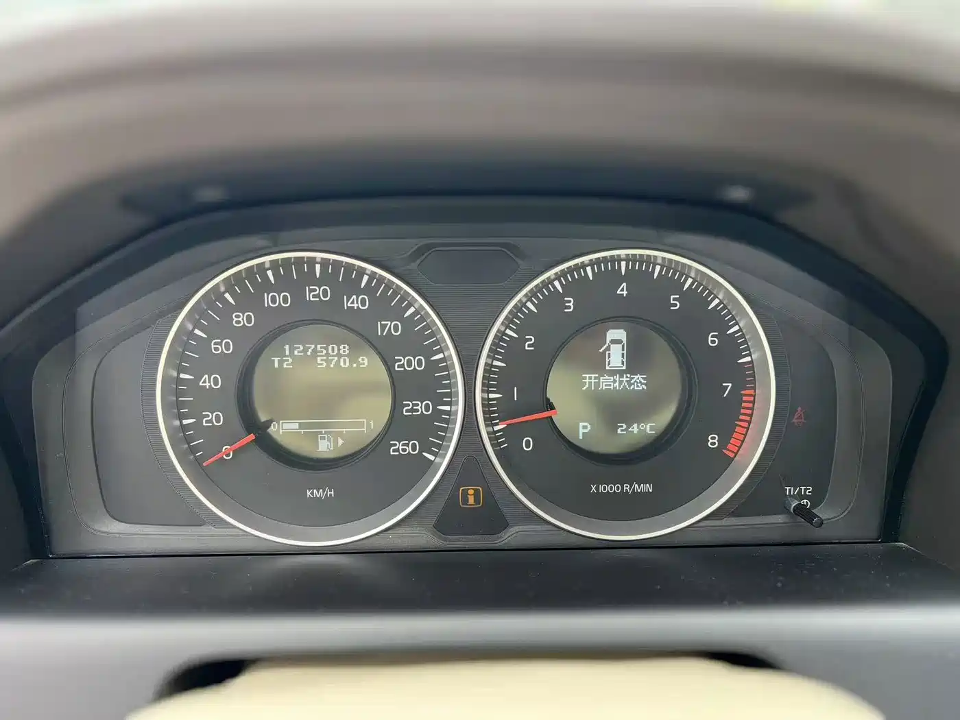 Volvo XC60 (Import) 2011 2012 T6 AWD Elegance Edition