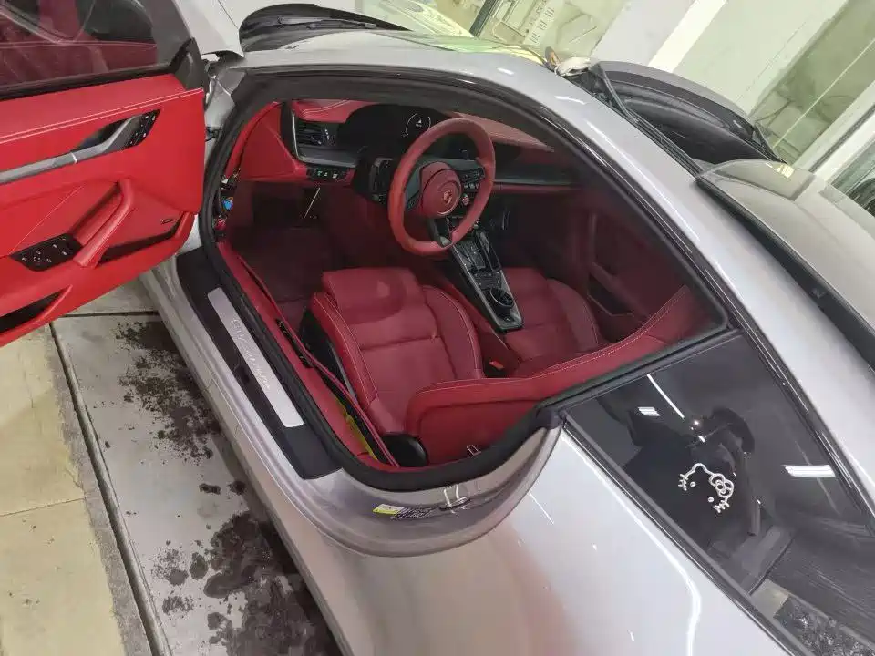 Фото 3 - Porsche 911