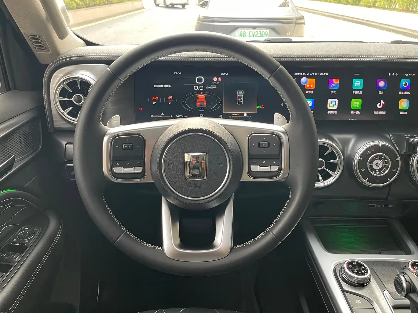 Tank 300 2021 Off-road Edition 2.0T Challenger фото 7