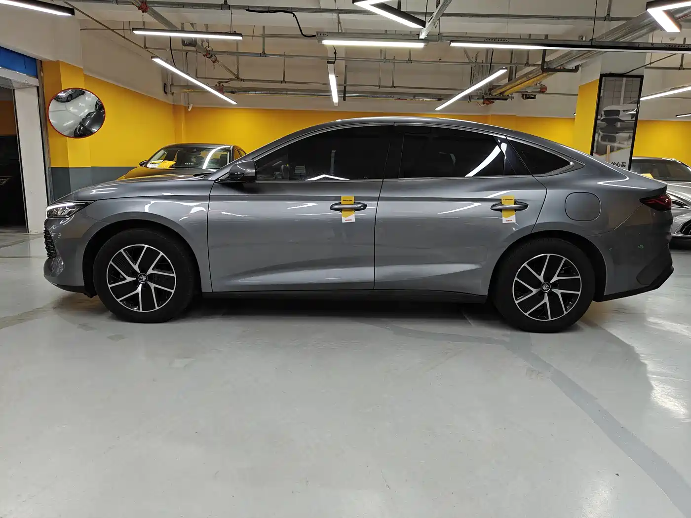 BYD Qin L 2024 DM-i 120KM Leading фото 4