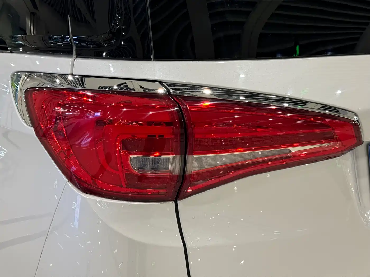 Buick GL8 2017 ES 28T Comfort Type China V фото 17