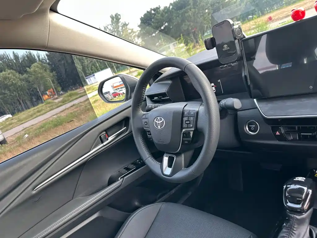 Toyota Camry 2026 2026 Hybrid 2.0HG Premium Edition