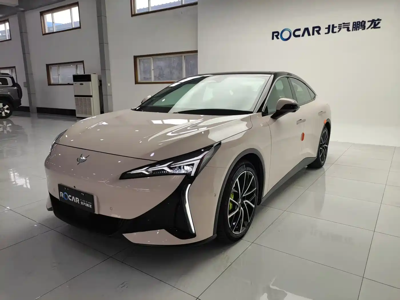 ARCFOX EXTREME FOX POLAR FOX ALPHA S5