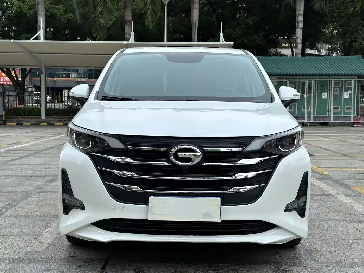 GAC Trumpchi Trumpchi M6 2019 270T Automatic Premium Edition (7-Seater) China V фото 2