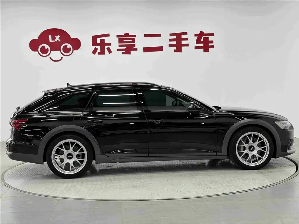 Audi A6 (Import) 2021 allroad quattro Explorer 55 TFSI Premium Off-road фото 6