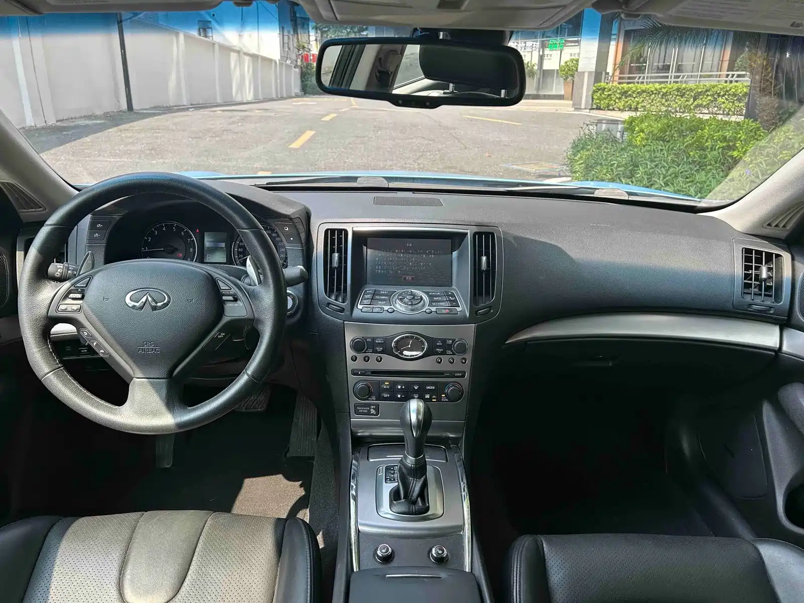 Фото 12 - Infiniti G Series