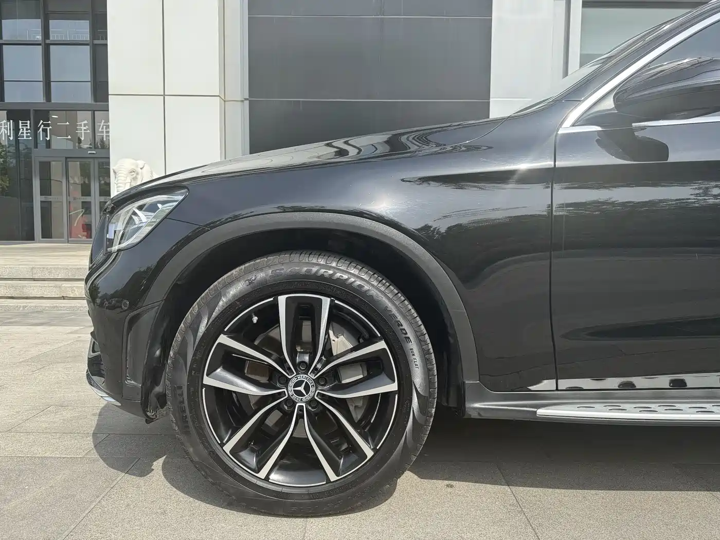 Mercedes-Benz GLC 2021 GLC 300 L 4MATIC Sporty фото 6