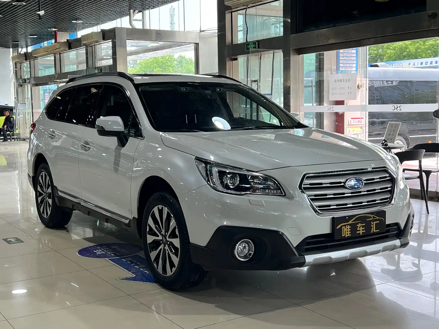 Subaru Outback 2017 2.5i Sport Navigation Edition EyeSight фото 3